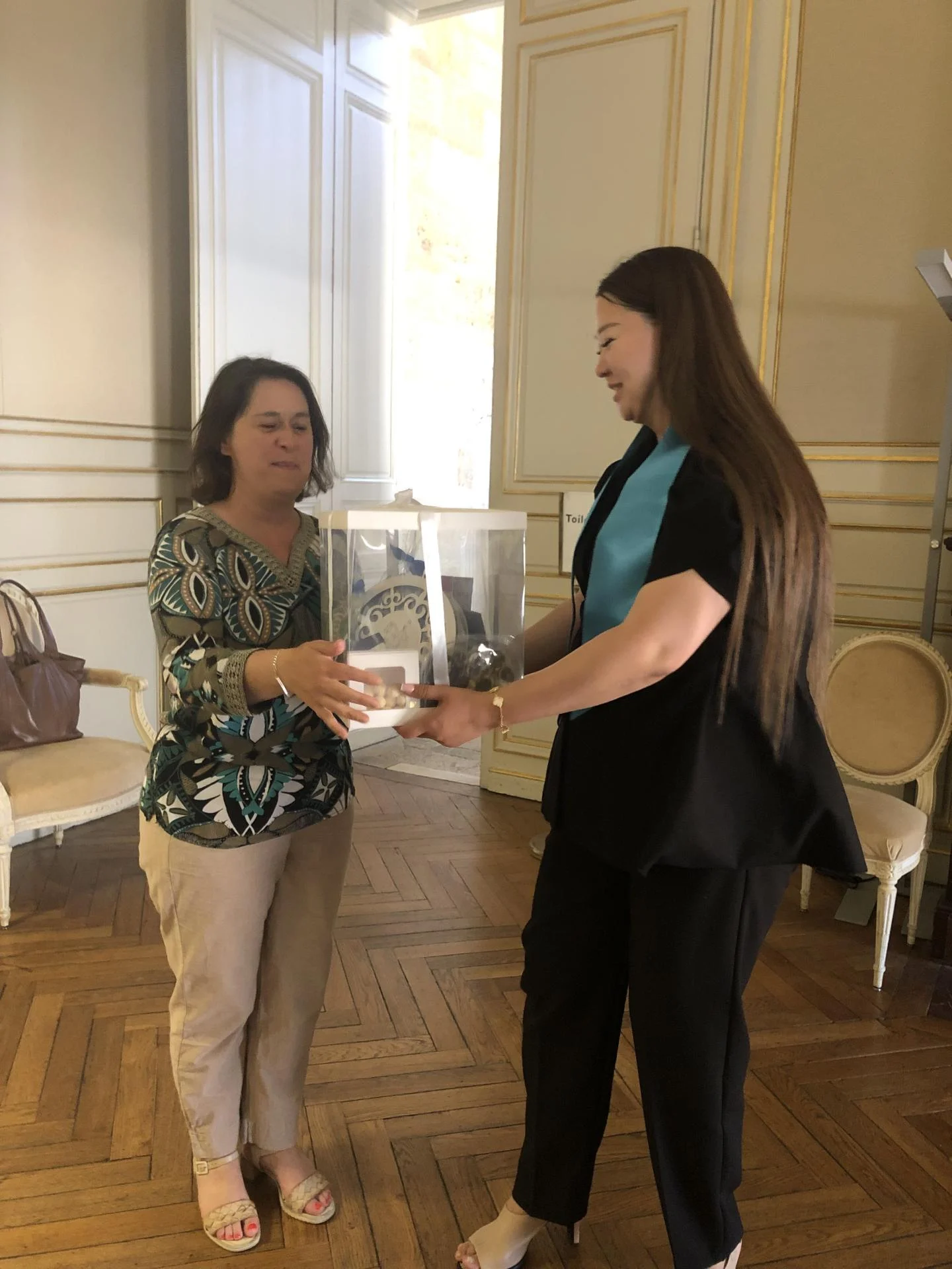 Cadeau ho tel de ville